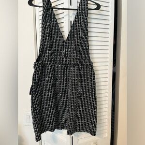 Forever 21 Black/White Woven Dress.
